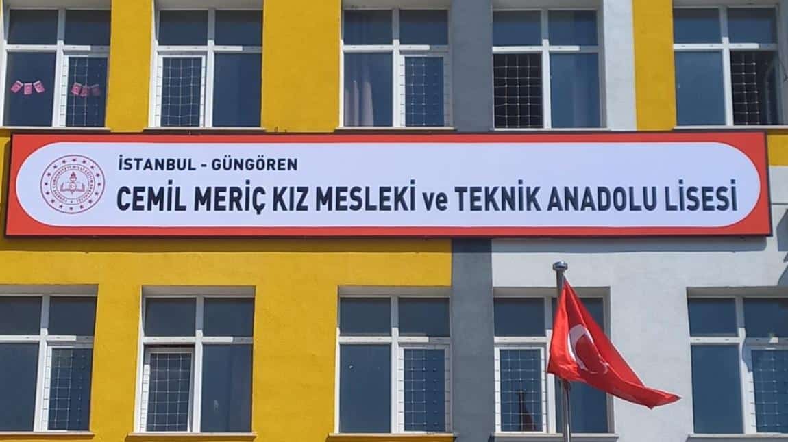 Cemil Meriç Mesleki ve Teknik Anadolu Lisesi Fotoğrafı